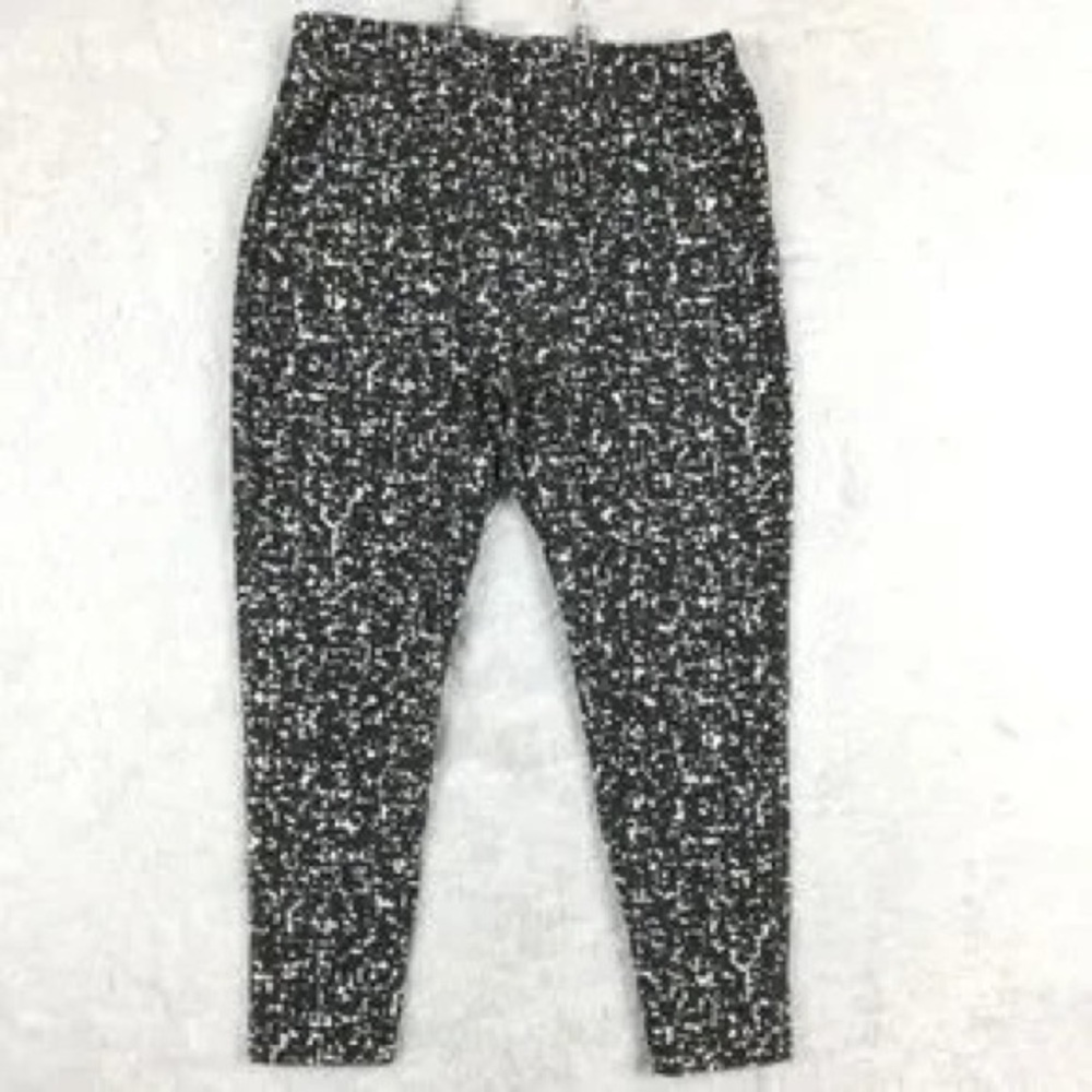Black and White Patterned Pants